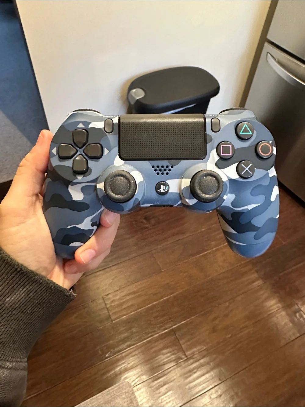 Sony Camo DualShock Controllers(2) & Charging Station- Green & Blue